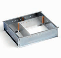 Carcasă din plastic cu divizori din metal (BOX 136)